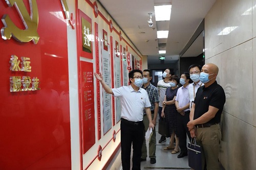 市总工会副主席刘义平调研乾照光电党建工作